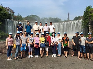 Hình Ảnh Đoàn Khách Quảng Châu – Thẩm Quyến Tháng 5