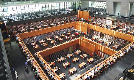 Bắc Kinh Tết Âm lịch 2025: Thời điểm thần Long đang cựa mình tỉnh giấc