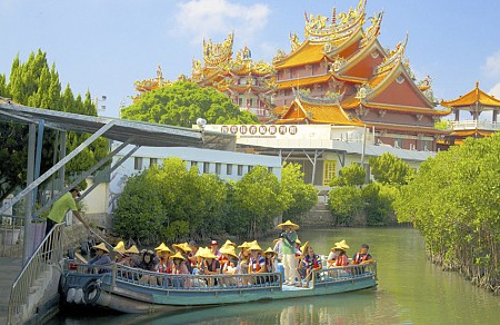 Đài Bắc - Đài Trung - Cao Hùng 5 ngày 4 đêm Đài Bắc - Đài Trung - Cao Hùng 5 ngày 4 đêm