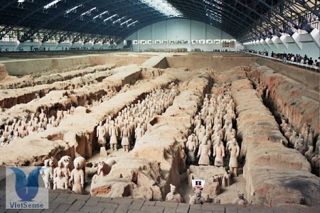 Lăng mộ Tần Thủy Hoàng cùng các tượng binh mã