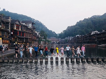 Trải Nghiệm TRƯƠNG GIA GIỚI - PHÙ DUNG TRẤN - PHƯỢNG HOÀNG CỔ TRẤN - HỒ BẢO PHONG 2025