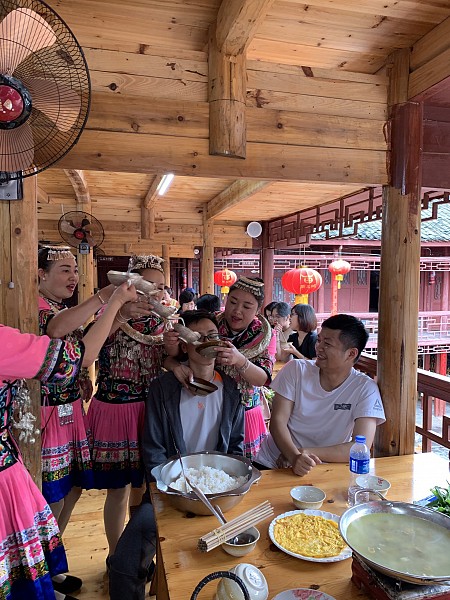 Trải Nghiệm Trương Gia Giới - Phù Dung Trấn - Phượng Hoàng Cổ Trấn