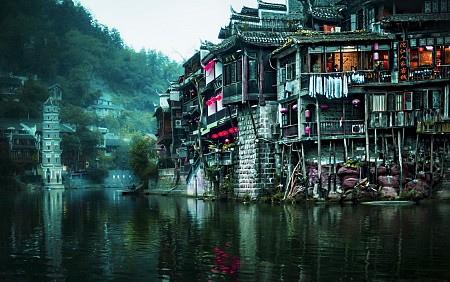 Trương Gia Giới - Phượng Hoàng Cổ Trấn 5 ngày 4 đêm