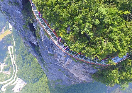 Trường Sa - Trương Gia Giới - Phượng Hoàng Cổ Trấn 5 Ngày 4 Đêm - Khởi Hành Từ Hà Nội
