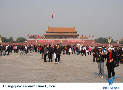 Ghé thăm quảng trường Thiên Ân tại Trung Quốc - Ảnh 3