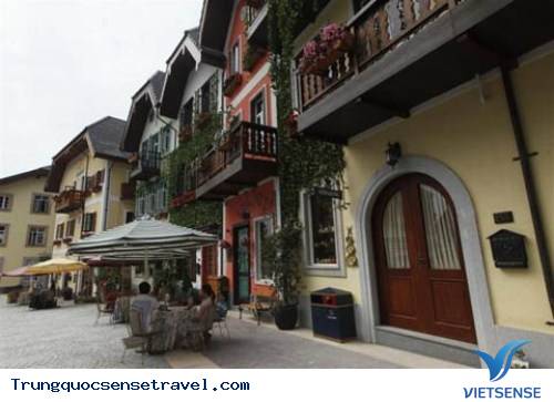 Tham quan những địa điểm làm nhái nổi tiếng của Trung Quốc - Ảnh 2 Tham quan những địa điểm làm nhái nổi tiếng của Trung Quốc - Ảnh 2