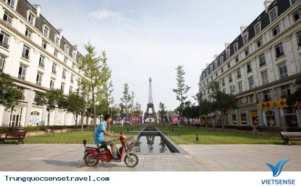 Tham quan những địa điểm làm nhái nổi tiếng của Trung Quốc - Ảnh 3 Tham quan những địa điểm làm nhái nổi tiếng của Trung Quốc - Ảnh 3