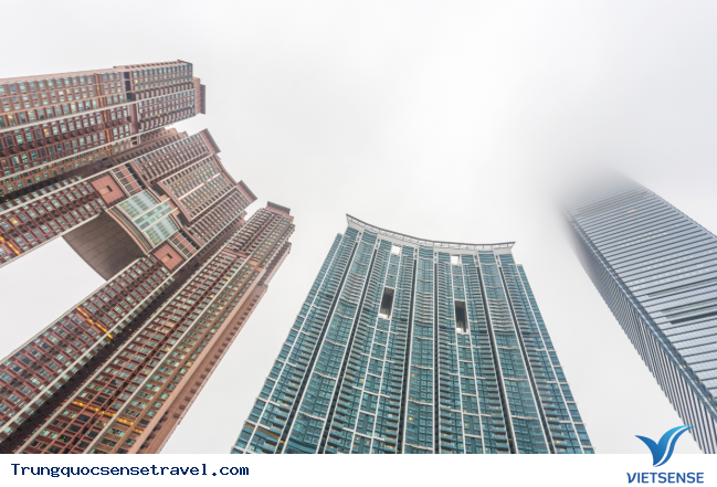 Sự thật thú vị của những lỗ hổng giữa các ngôi nhà cao tầng ở Hồng Kông - Ảnh 2