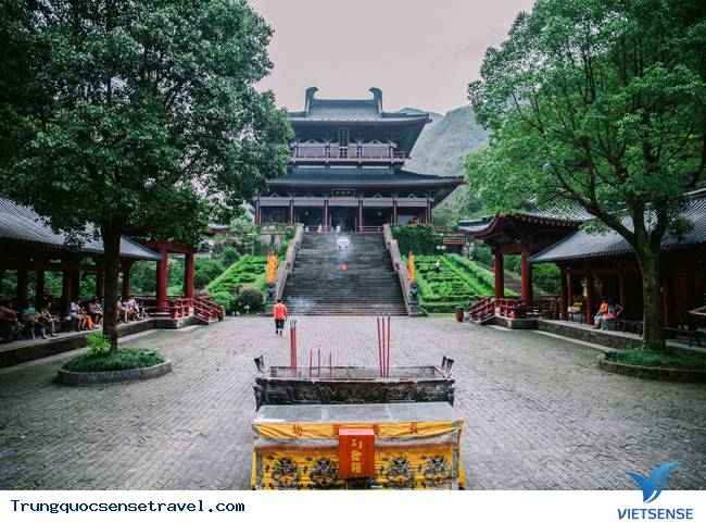 Đền thờ Hoàng Gia, Tiên Đô Đền thờ Hoàng Gia, Tiên Đô