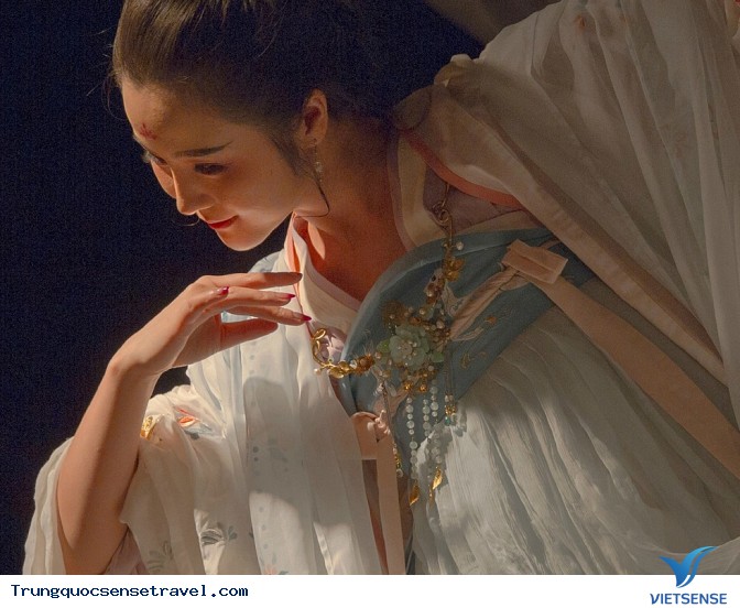 Trao Lưu Checkin với quần áo truyền thống cực chất - Ảnh 17 Trao Lưu Checkin với quần áo truyền thống cực chất - Ảnh 17