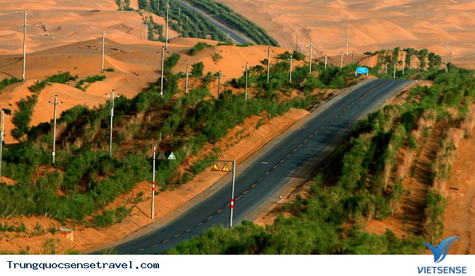 Hoa mắt lạc trong những sa mạc đẹp nhất Trung Quốc - Ảnh 3