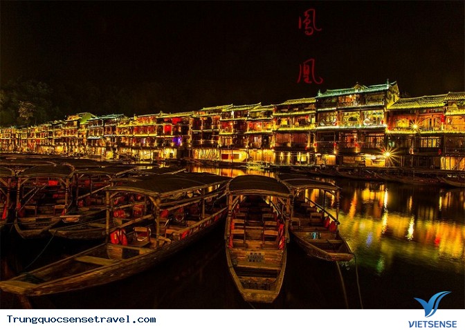 Khám phá chốn bồng lai tiên cảnh Phượng Hoàng Cổ Trấn tại Trung Quốc - Ảnh 5