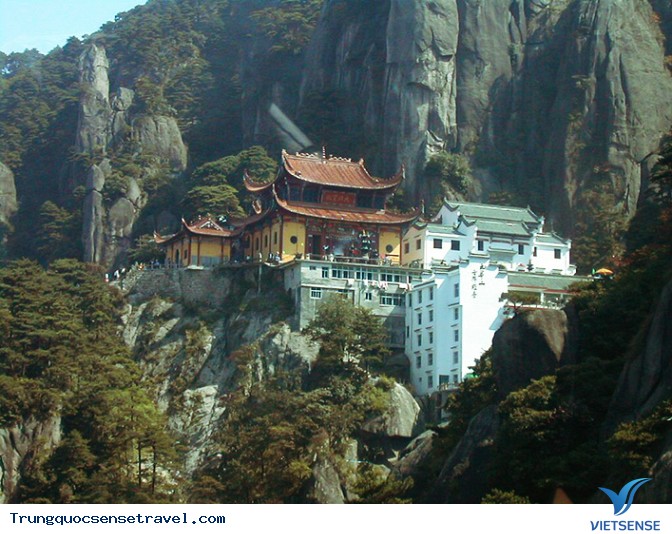 Khám phá Tứ đại danh sơn lẫy lừng ở Trung Quốc - Ảnh 3