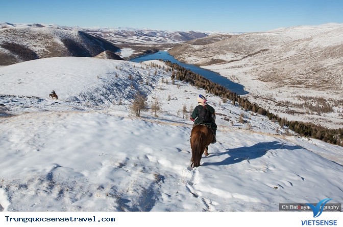 Mông Cổ vẻ đẹp trong trắng cửa mùa đông - Ảnh 4