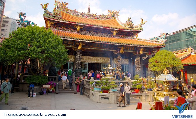 Đi chơi ở đâu?