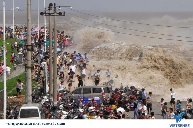 Sông Tiền Đường trở mình với con ‘’quái vật’’ - Ảnh 2