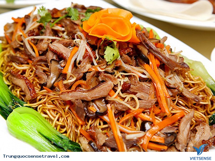 Mỳ xào vịt quay ở Quảng Đông Mỳ xào vịt quay ở Quảng Đông