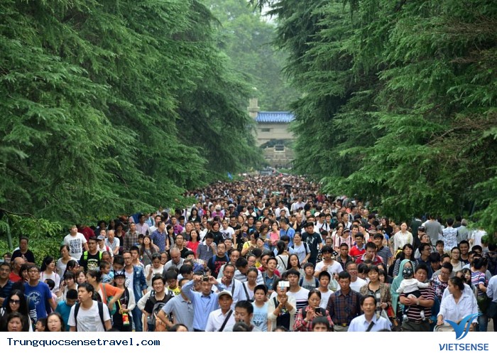 Tránh đến Trung Quốc vào những dịp cận nghỉ lễ Tránh đến Trung Quốc vào những dịp cận nghỉ lễ