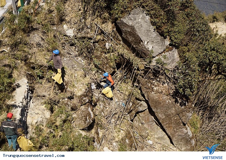 Đầu tiên là Nga Mi sơn - Ảnh 1 Đầu tiên là Nga Mi sơn - Ảnh 1