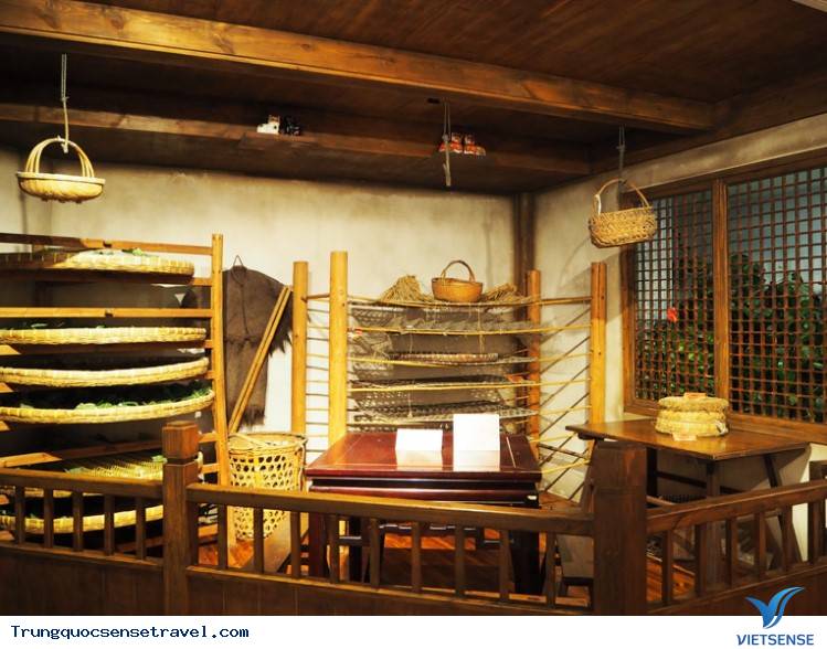 Phòng trưng bày các công cụ dệt may