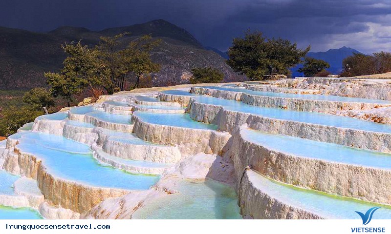 Suối Trắng Bai Shui Tai Ở Vùng Thảo Nguyên Shangri-La - Ảnh 1 Suối Trắng Bai Shui Tai Ở Vùng Thảo Nguyên Shangri-La - Ảnh 1