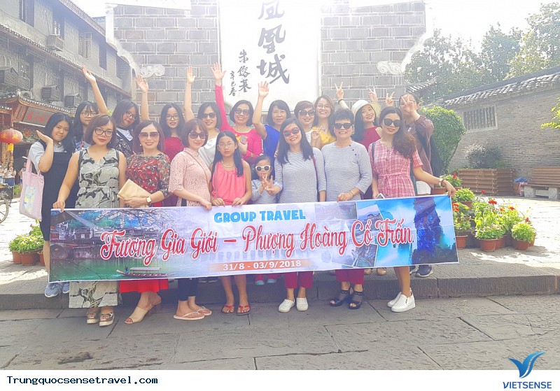 Trương Gia Gới – Phù Dung Trấn – Phượng Hoàng Cổ Trấn – Đồng Nhân 5 Ngày - Bay Khứ Hồi