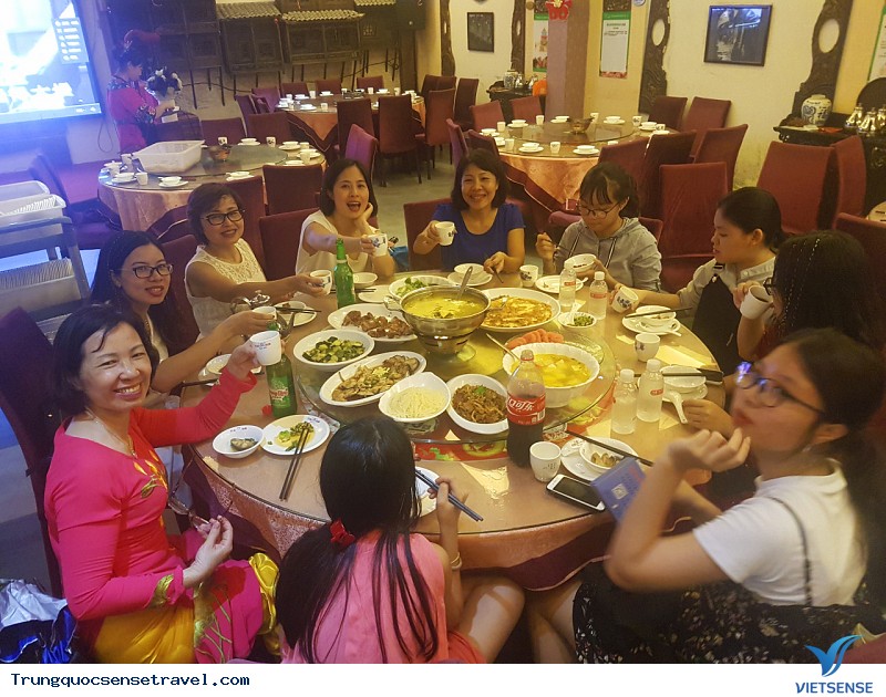 Trương Gia Gới – Phù Dung Trấn – Phượng Hoàng Cổ Trấn – Đồng Nhân 5 Ngày - Bay Khứ Hồi