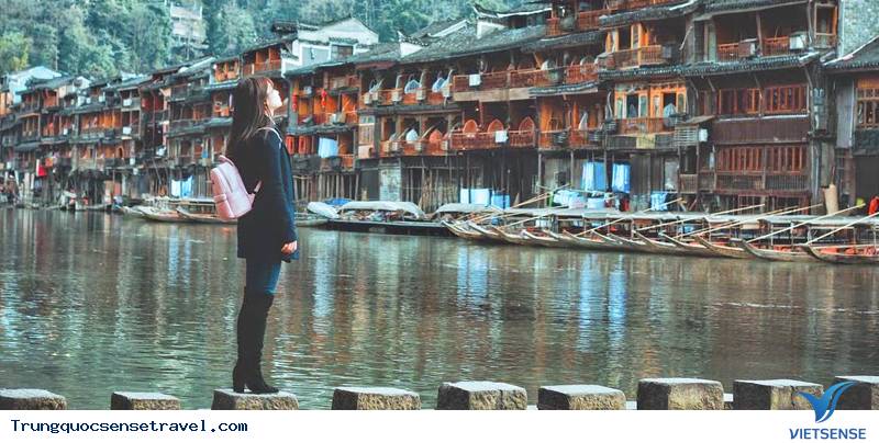 Trương Gia Gới – Phù Dung Trấn – Phượng Hoàng Cổ Trấn – Đồng Nhân 5 Ngày - Bay Khứ Hồi