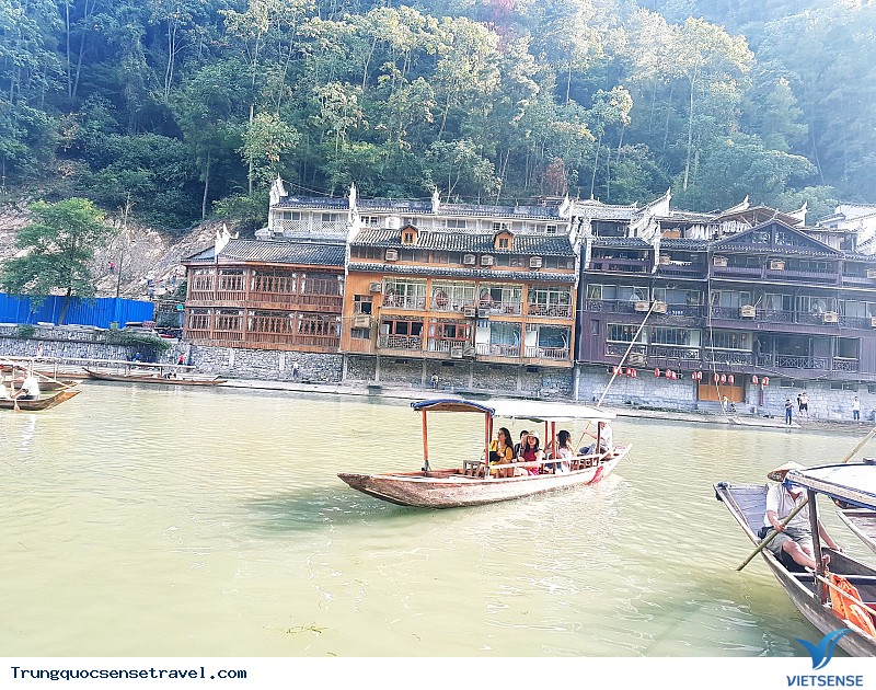 Nam Ninh - Trương Gia Giới - Phù Dung Trấn - Phượng Hoàng Cổ Trấn - Thành Cổ Càn Châu 6 Ngày 5 Đêm khởi hành từ Hà Nội