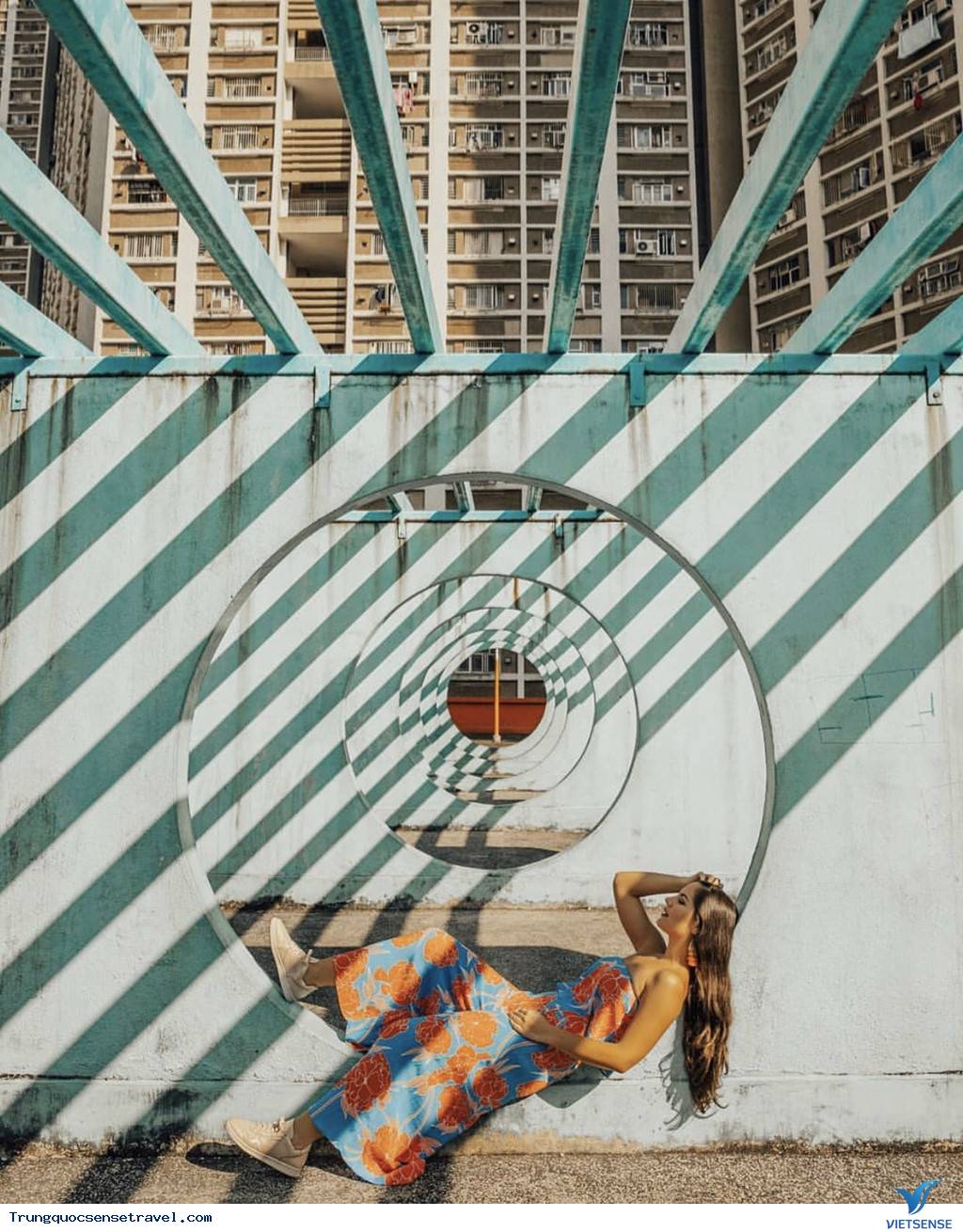 Chung cư Lạc Hoa (Lok Wah Estate)