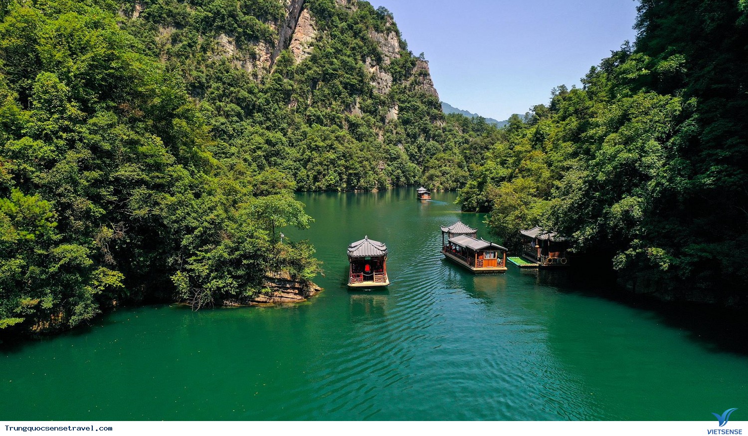 60 phút lênh đênh trên thuyền ngắm hồ Bảo Phong - Ảnh 2 60 phút lênh đênh trên thuyền ngắm hồ Bảo Phong - Ảnh 2