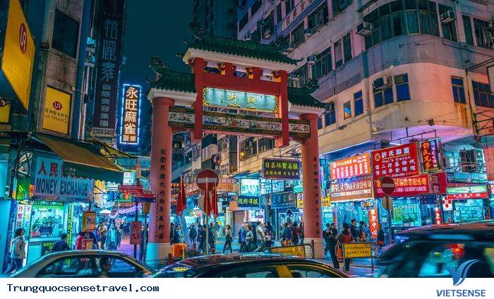 Chợ đêm Miếu Nhai (Temple Street) Chợ đêm Miếu Nhai (Temple Street)