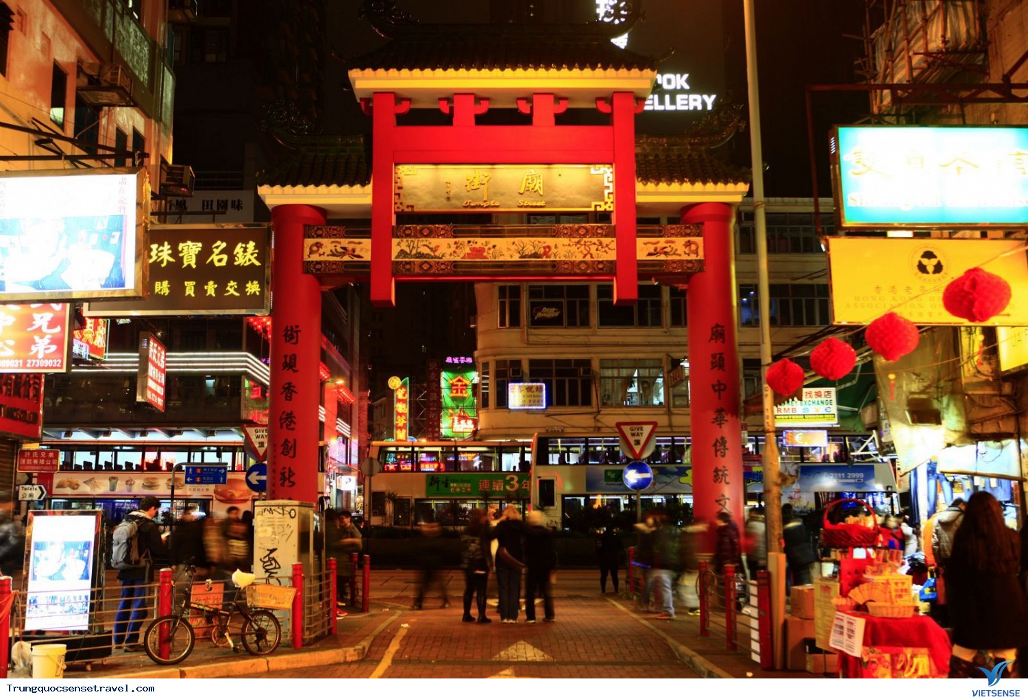 Chợ đêm ở phố Temple Chợ đêm ở phố Temple