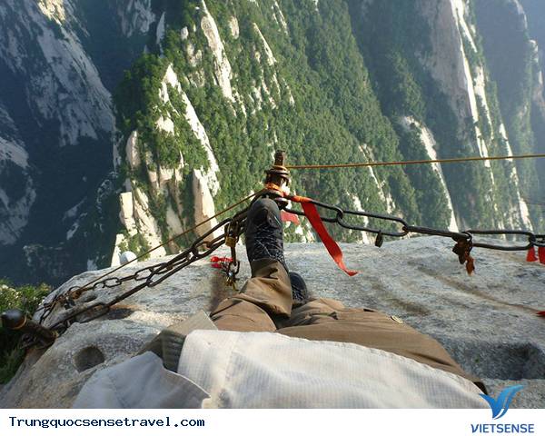 Choáng ngợp những con đường rùng rợn sảy chân là ...   ở Trung Quốc - Ảnh 9