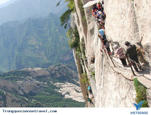 Choáng ngợp những con đường rùng rợn sảy chân là ...   ở Trung Quốc - Ảnh 11