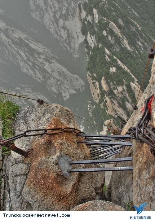 Choáng ngợp những con đường rùng rợn sảy chân là ...   ở Trung Quốc - Ảnh 8