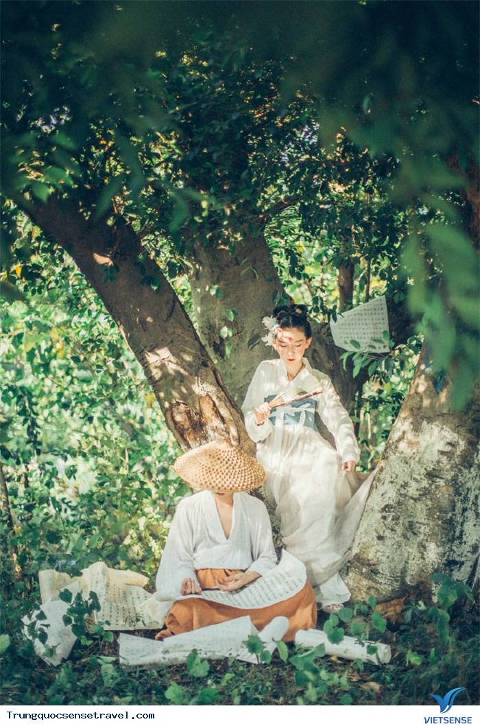 Trao Lưu Checkin với quần áo truyền thống cực chất - Ảnh 2 Trao Lưu Checkin với quần áo truyền thống cực chất - Ảnh 2