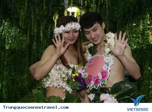 Đám cưới không quần áo, chỉ che bằng cây cỏ tại Trung Quốc - Ảnh 7