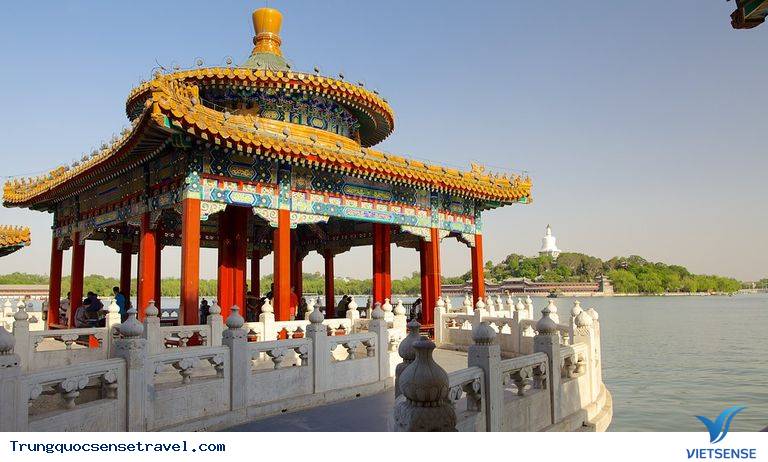 Công viên Bắc Hải - Ốc đảo xanh giữa lòng thủ đô Trung Quốc - Ảnh 2