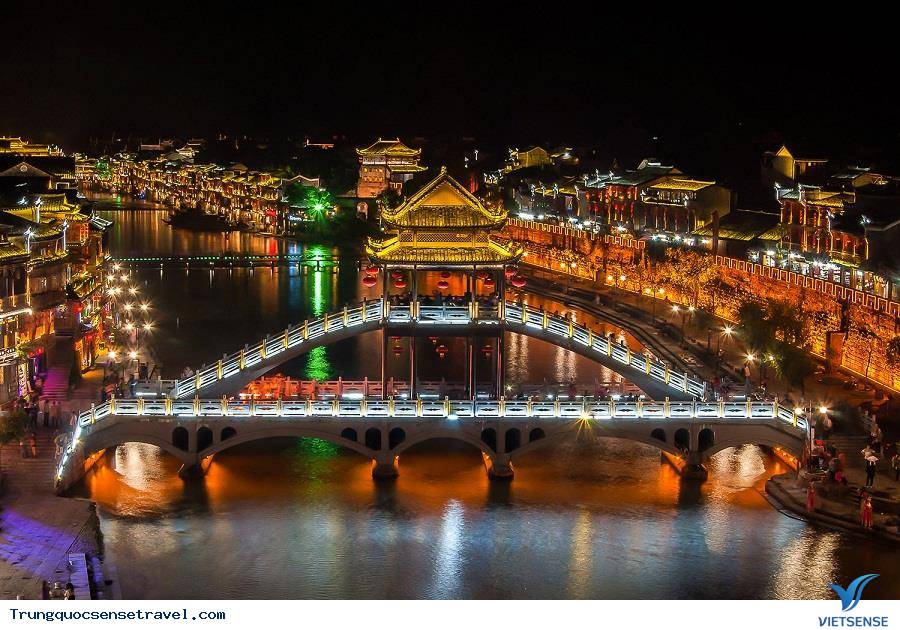 Lầu Miêu Miêu có gì hấp dẫn khách thăm quan Lầu Miêu Miêu có gì hấp dẫn khách thăm quan