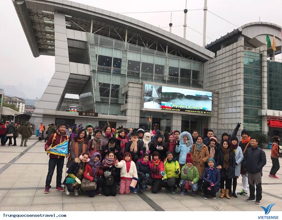 Hình ảnh các đoàn thăm quan Trương Gia Giới - Phượng Hoàng Cổ Trấn - Ảnh 6