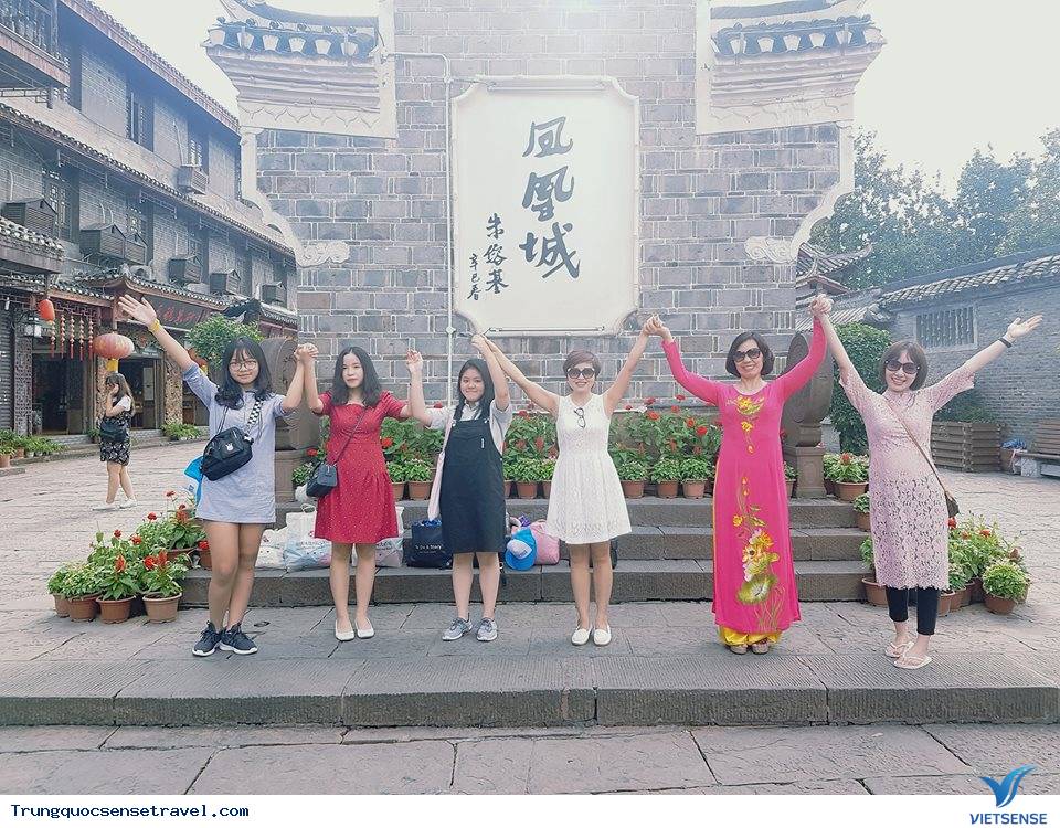 Hình ảnh đoàn Charter Trương Gia Giới - Phượng Hoàng Cổ Trấn 31/8-03/09/2018 - Ảnh 6