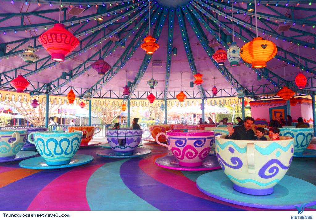 Hong Kong Disneyland - Ảnh 5