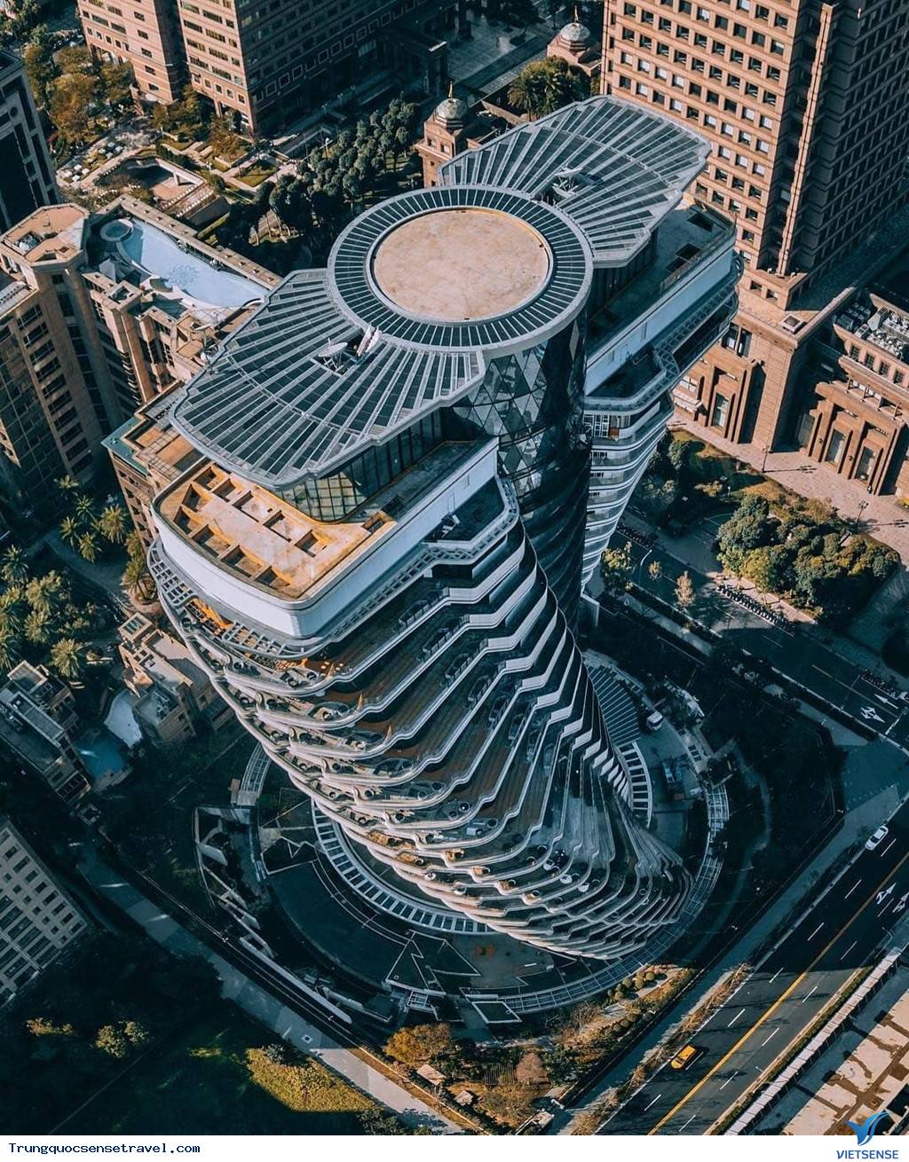 Hút mắt với tòa nhà hình chuỗi DNA với 23.000 cây xanh - Ảnh 1 Hút mắt với tòa nhà hình chuỗi DNA với 23.000 cây xanh - Ảnh 1