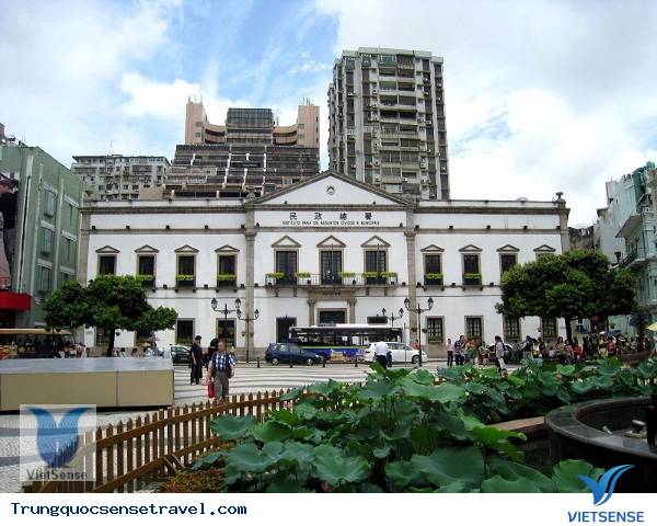 Tòa nhà Leal Senado