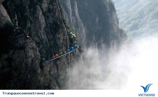 Lễ hội cắm trại trên độ cao 1000m tại Trung Quốc - Ảnh 4