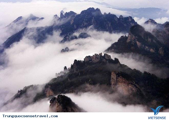 Lễ hội cắm trại trên độ cao 1000m tại Trung Quốc - Ảnh 6