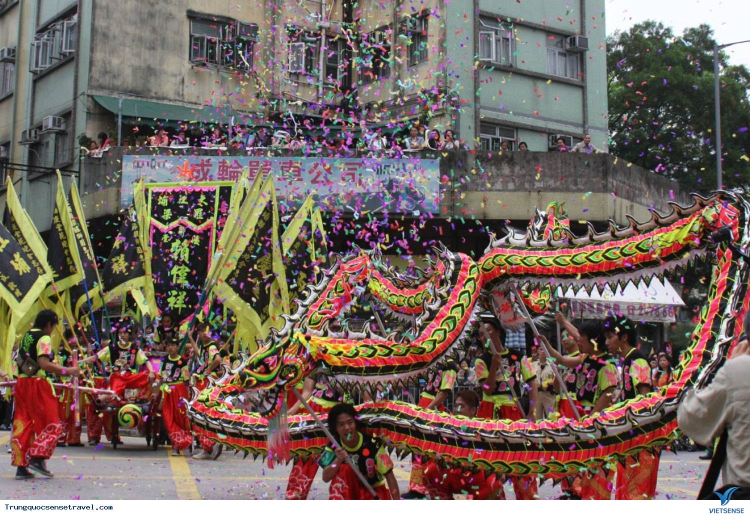 LỄ HỘI ĐƯỜNG PHỐ TAI KOK TSUI
