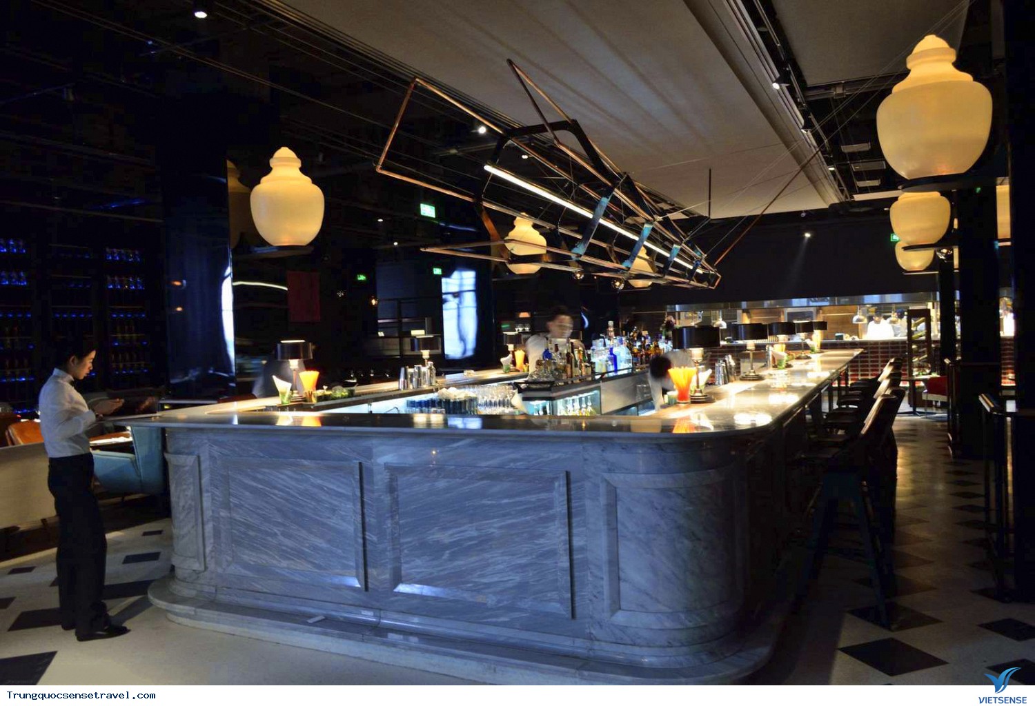 Những địa điểm hot giá rẻ về đêm ở Thượng Hải - Ảnh 6 Những địa điểm hot giá rẻ về đêm ở Thượng Hải - Ảnh 6