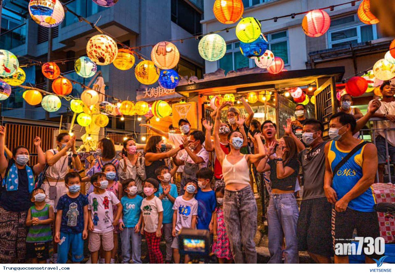 NHỮNG VẬT DỤNG NÊN MANG THEO khi đến HỒNG KÔNG - Ảnh 3